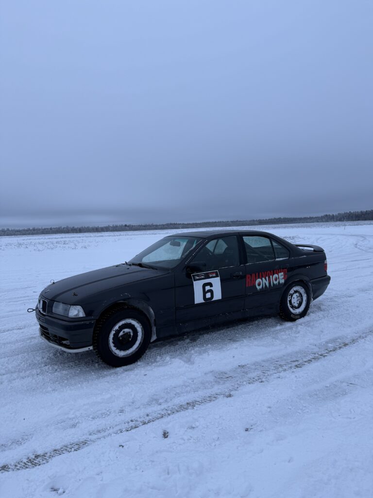 Rally car experience with professional driver